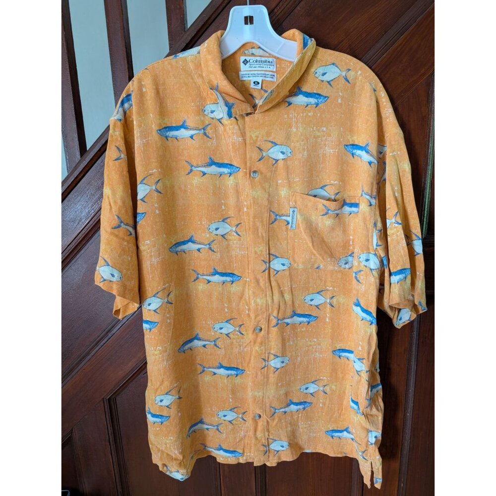 Columbia Mens Orange Short Sleeve Button-Up Shirt With Fish Print 100% Cotton XL